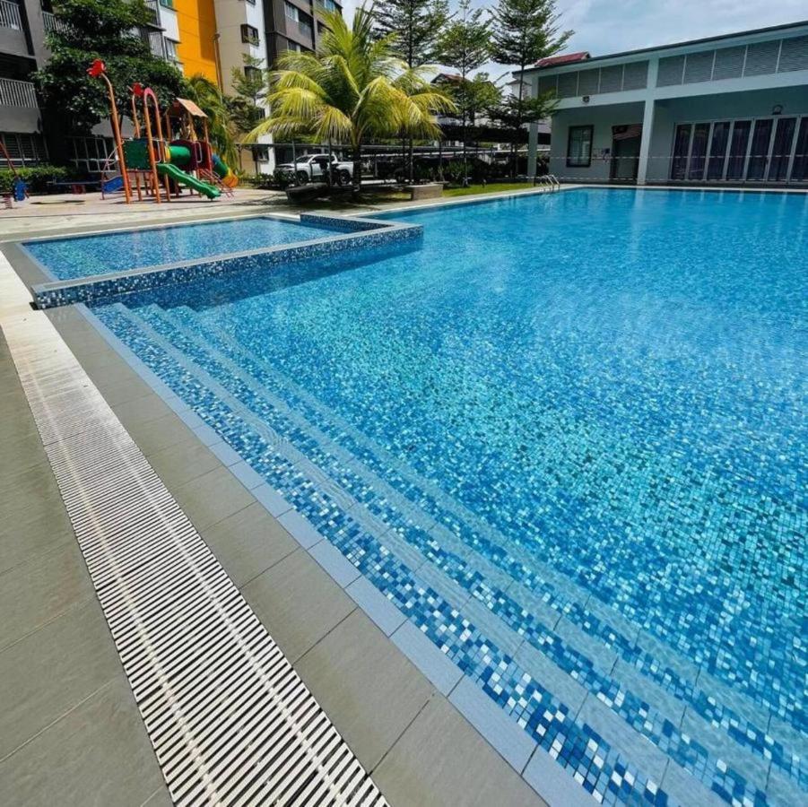 Wallaway2Stay Kiara Nilai Apartment 3 Bedroom Экстерьер фото